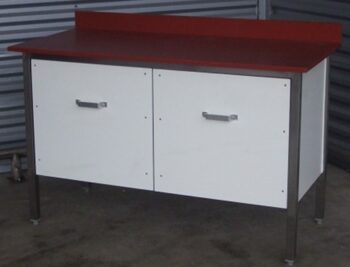 Blokvlak verpakkingstafel 150x70x94cm.