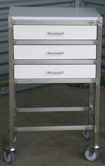 Blokvlak verrijdbare bijzettafel 40x60x100(H)cm. met 3 laden