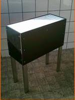 Blokvlak messenbak, 21x51x(h)61cm. vloermodel